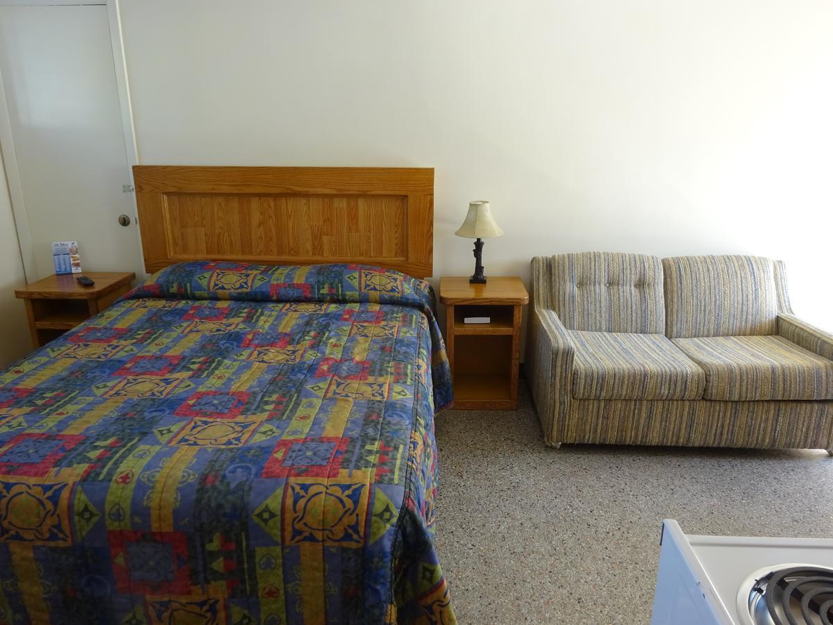 Motel Ebb Tide St. Pete Beach Esterno foto