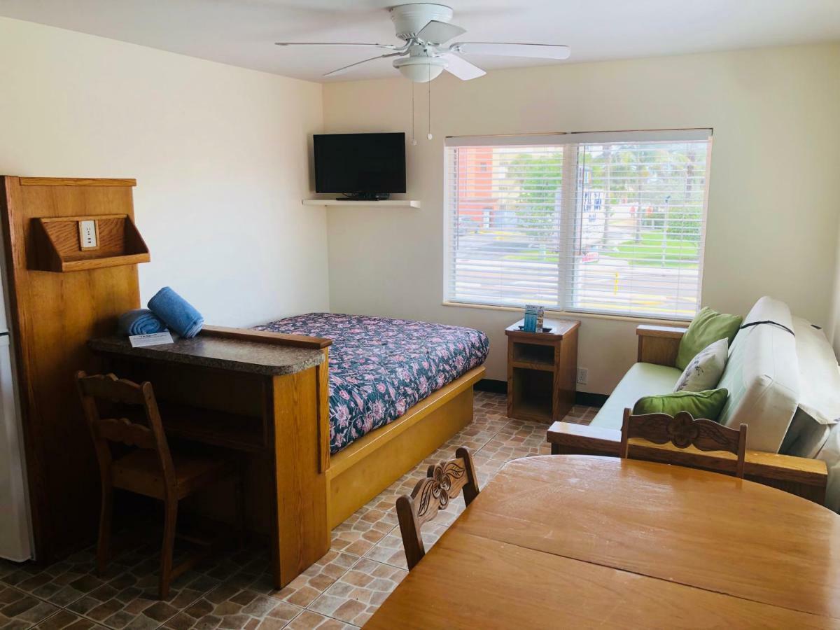 Motel Ebb Tide St. Pete Beach Esterno foto